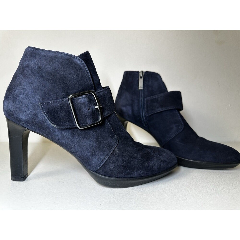 Aquatalia $400+ Navy Blue Suede Waterproof Ankle Booties Women’s 7.5 M